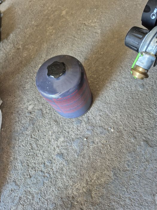 Grill gazowy turystyczny