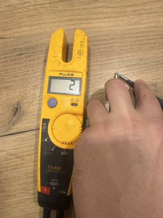 Miernik dwubiegunowy Fluke T5-600