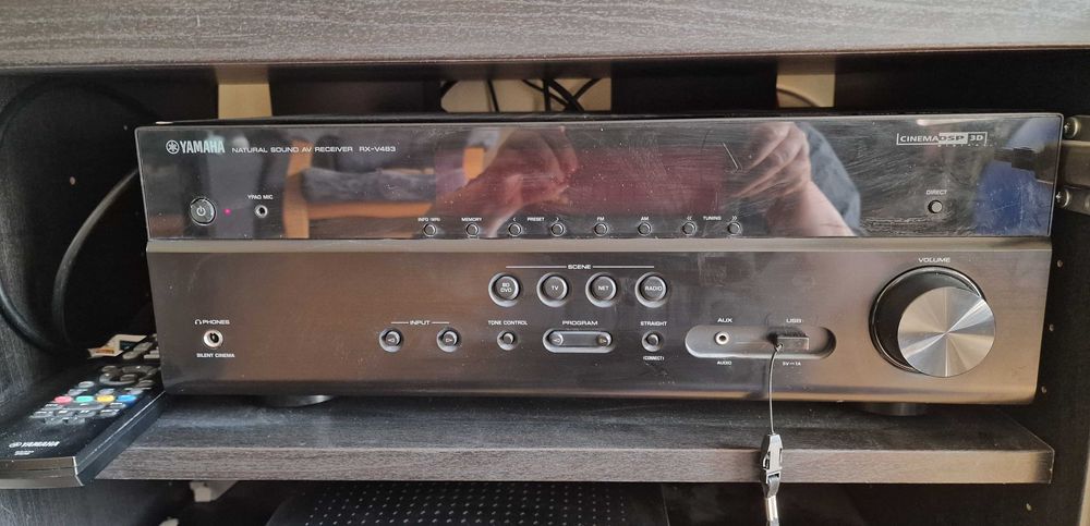 Amplituner Yamaha MusicCast RX-V483