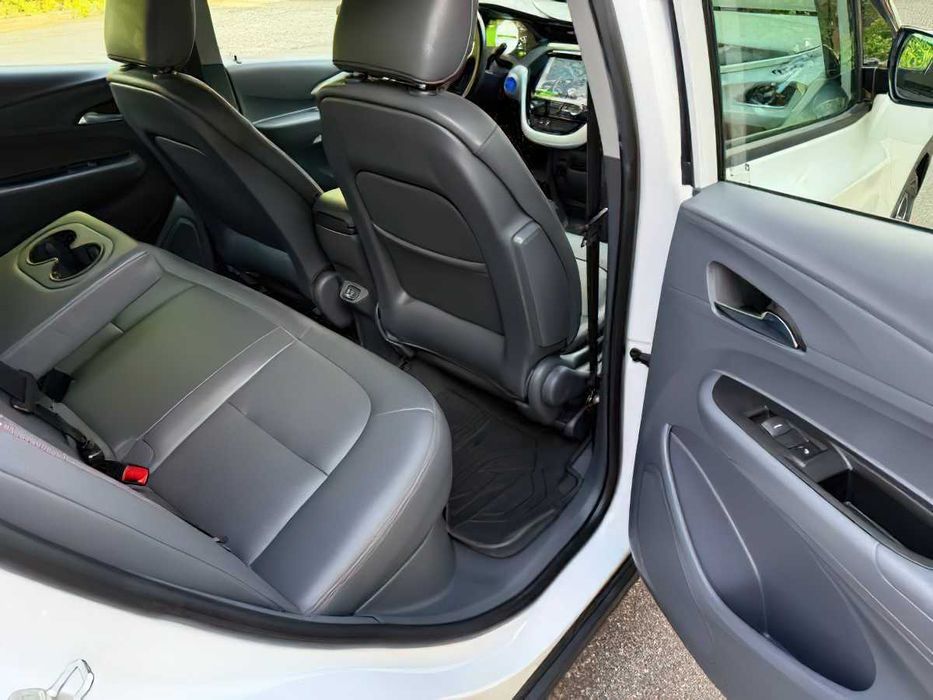 Chevrolet Bolt EV Premier      2021
