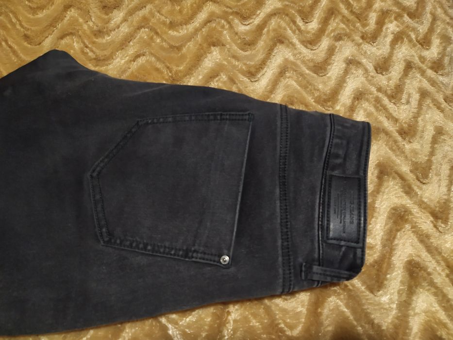 Jeans cor preto - Mango