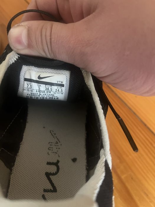 Кросівки Nike Air Max 270