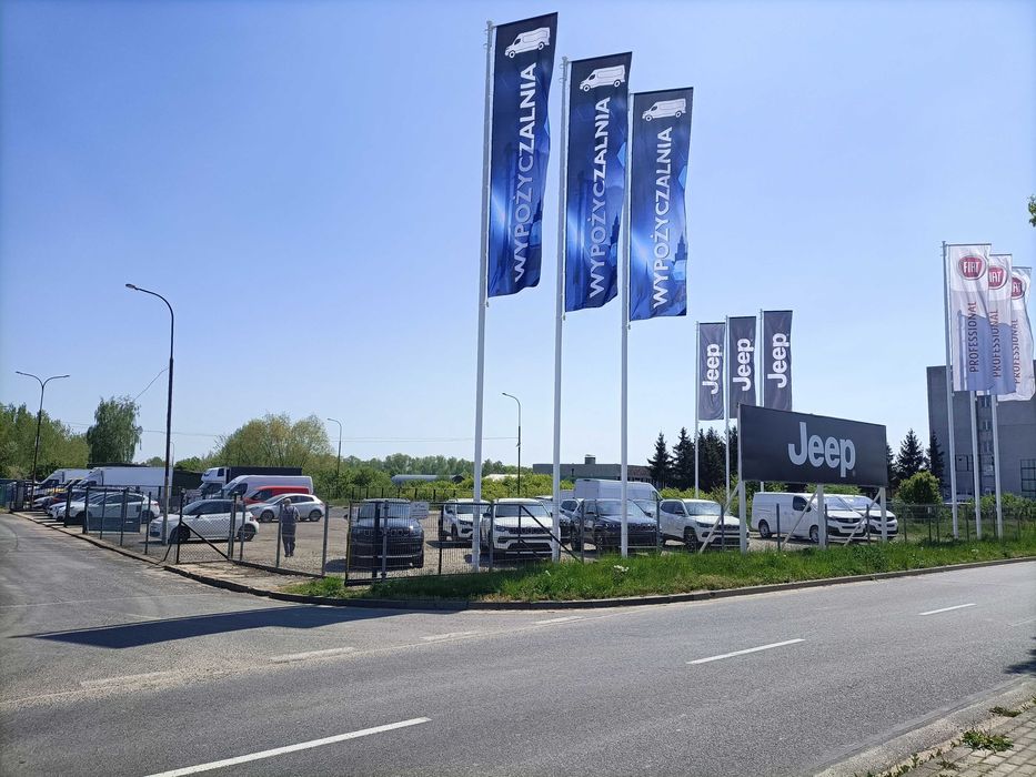 Wynajem busa z windą Iveco Daily Wypożyczalnia LEGNICA