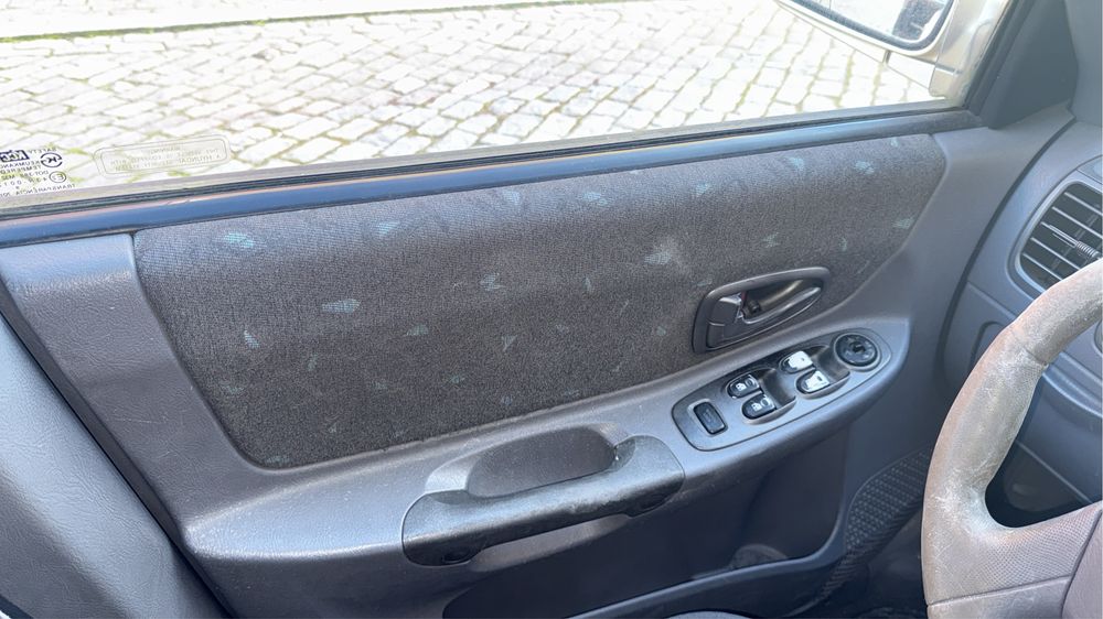 Mitsubishi Accenct GLS foto 3
