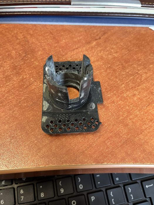 Koszyczki/gniazda czujników parkowania PDC Jeep wk2