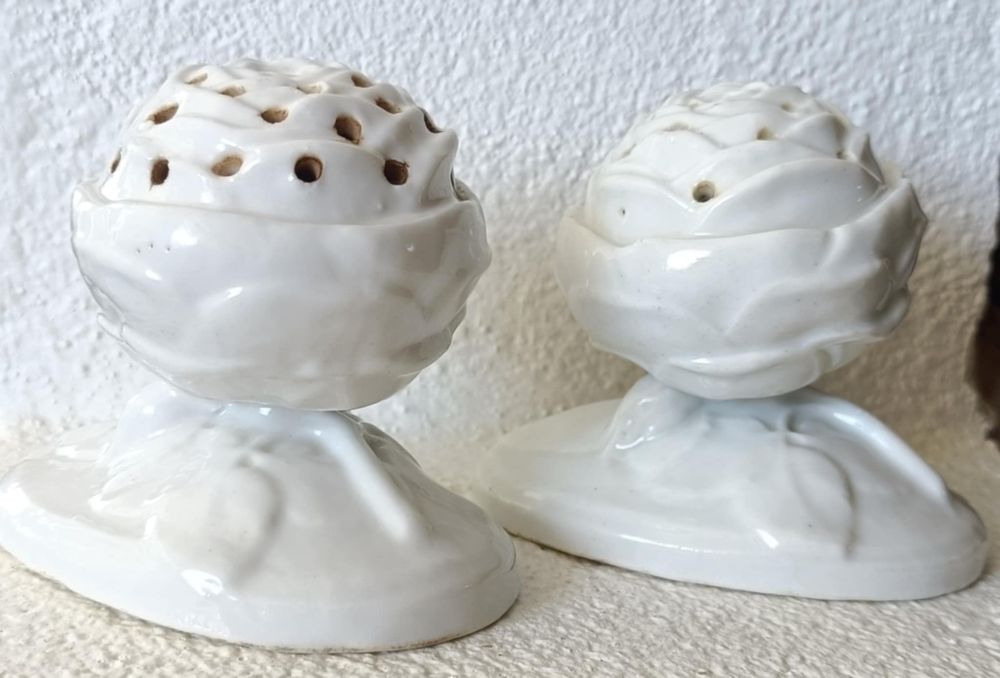 Par paliteiros rosa porcelana Vista Alegre azul 1870.1880