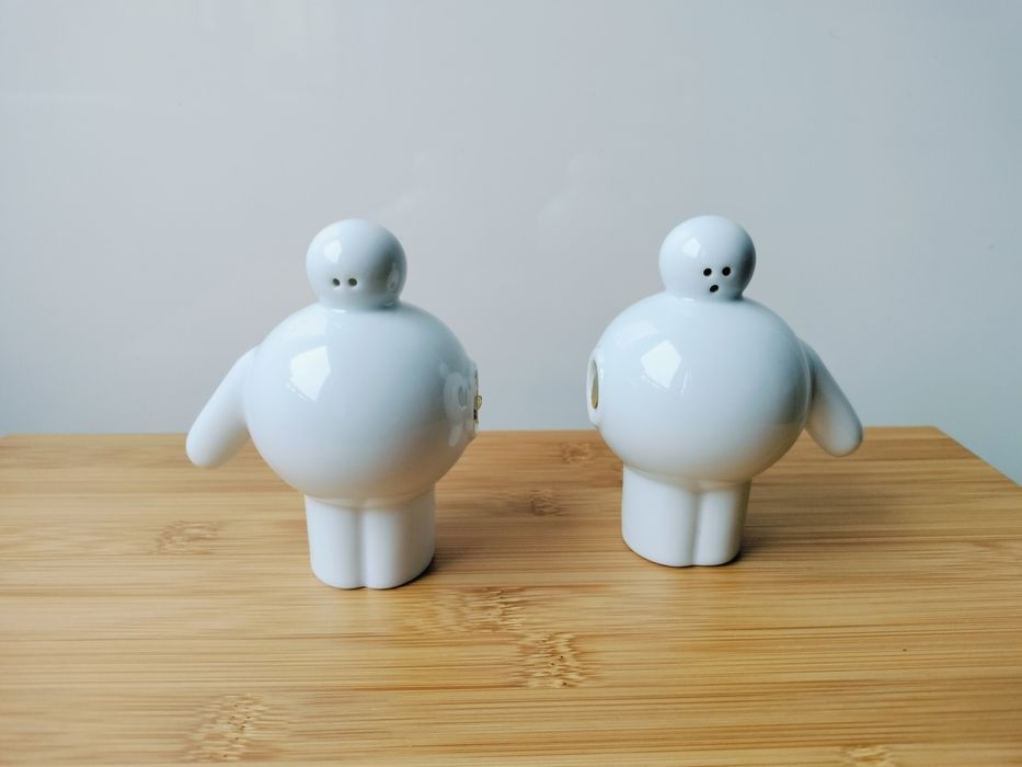 Pepper and salt shaker423649150920960003