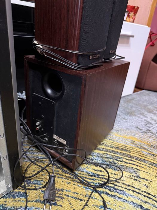 Продам компьютер , динамики … блок