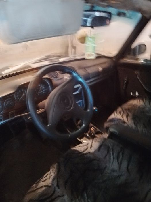 Продам автомобіль ВАЗ 2103