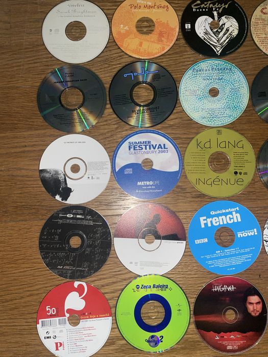 Lote de 50 cds originais  sem capas