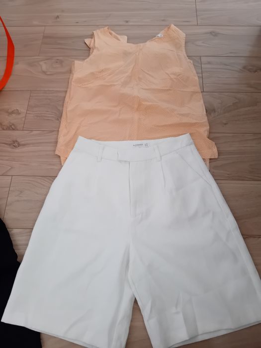 Białe spodenki Stradivarius 36