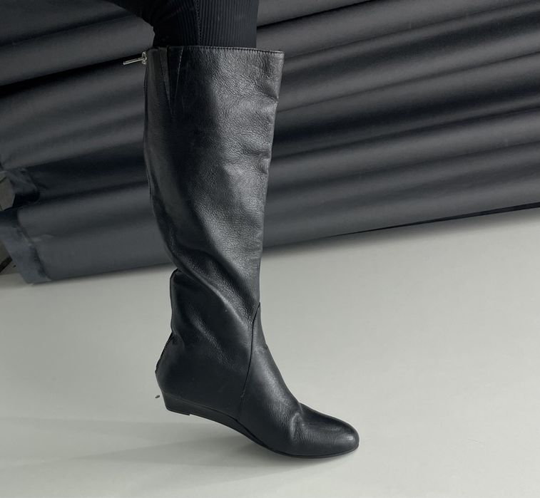 Шкіряні чоботи 39 розмір