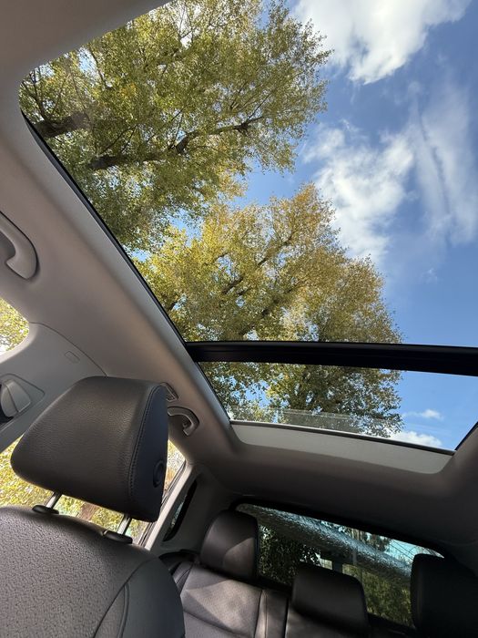 Продам на Volkswagen Tiguan  2016 год полная комплектация