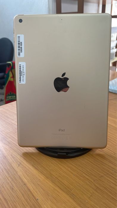 Apple iPad 9.7" 5TH GEN (2017) WI-FI