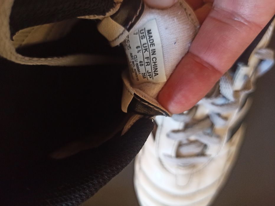 Chuteiras Adidas Questra tamanho 40
