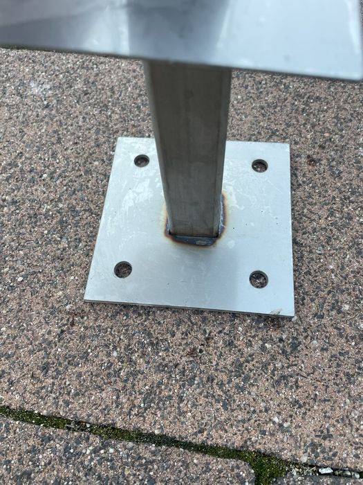 Słupki metalowe porządne