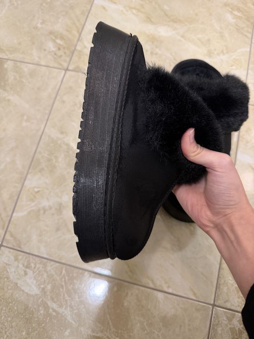 Капці замшеві в стилі UGG