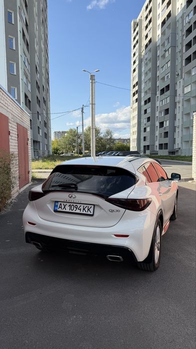 Infiniti QX30 2017 VIN SJKCH5CP8JA042954 фото оголошення 3 з 8