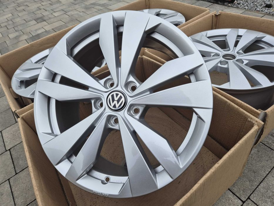 Felgi 18" 5x112 OEM Borbet Audi A3 8V/8Y A4 B8 Q2 Q3 8U/F3 TT 8J/8S Nowe | #BO18