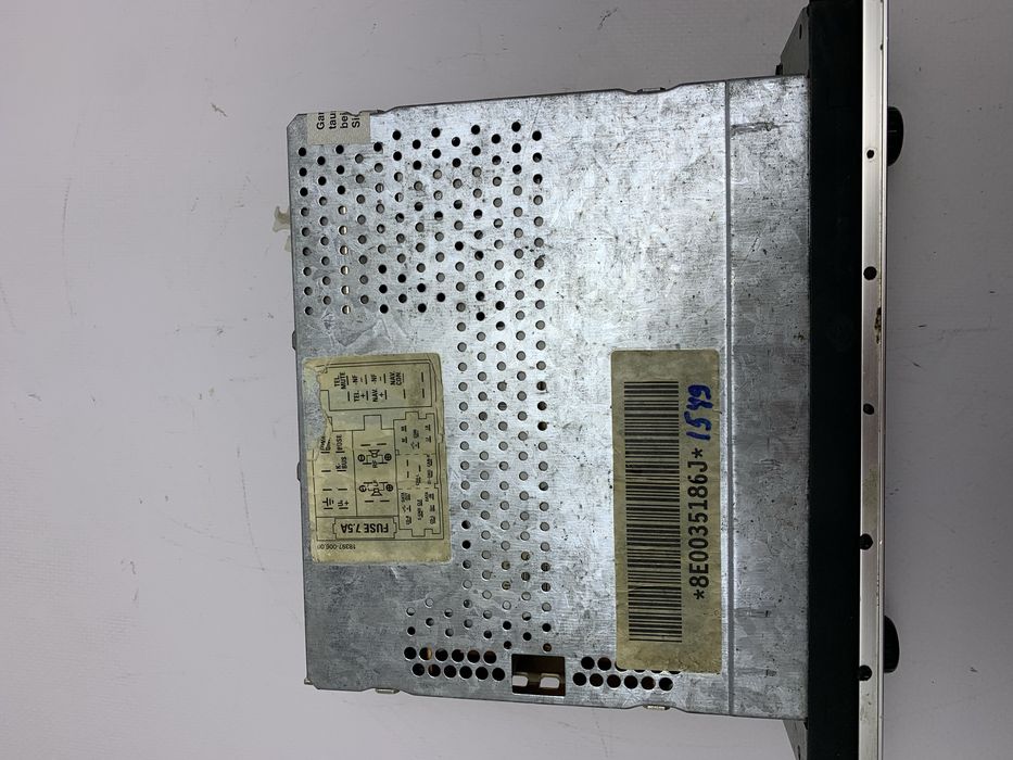 Штатна магнітола Audi A4 B6