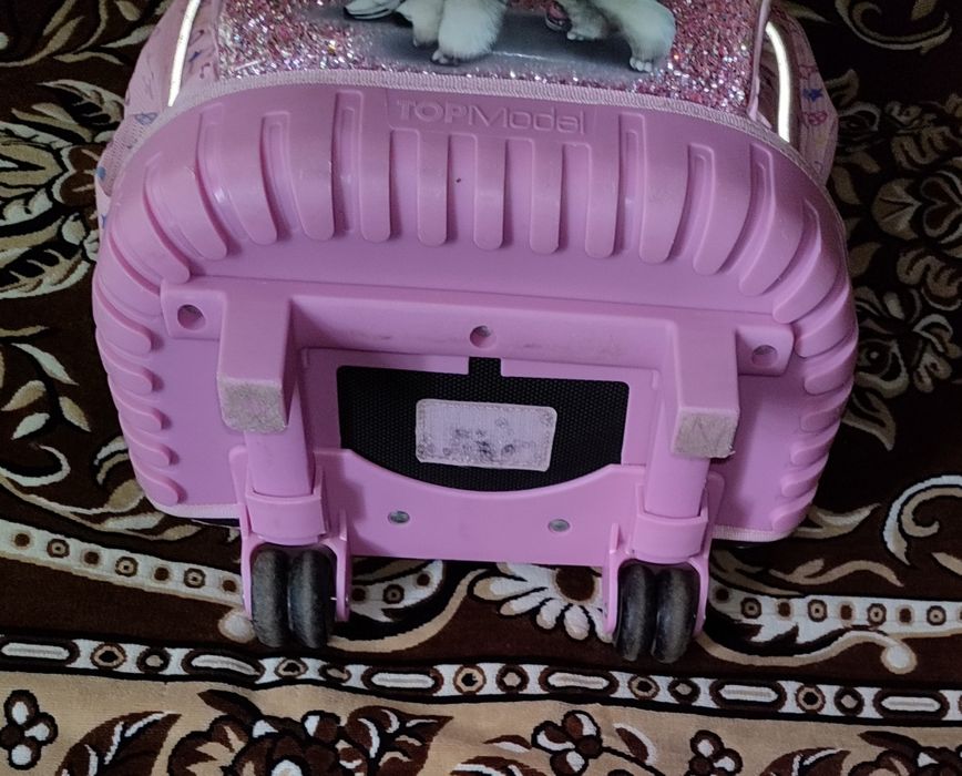 Рюкзак - вализа на колесиках с ручкой