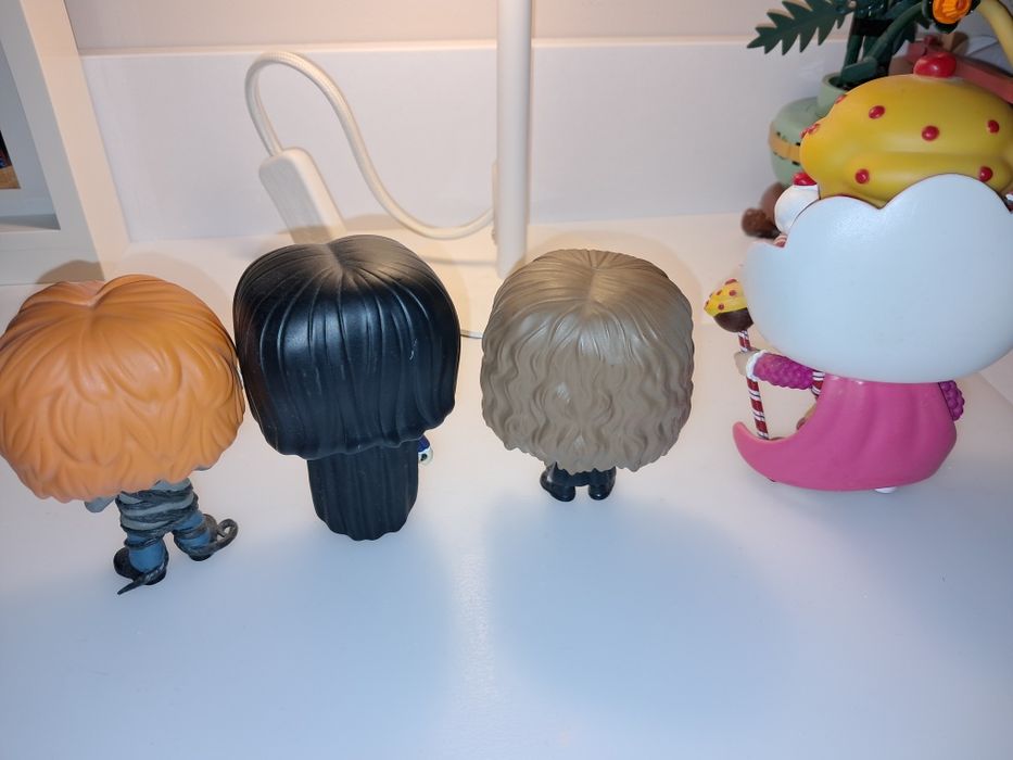 Pop figures 4 unid