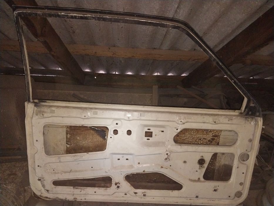 Двері Ваз 2108,  Нива 2121, ваз2110, ланос, сенс.