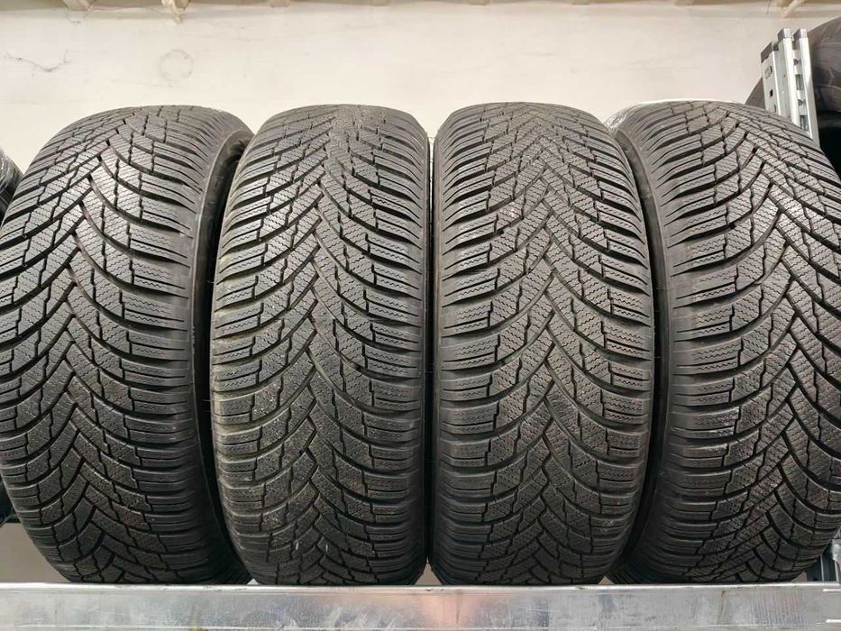Komplet opon zimowych 16"  Firestone 205/55 R16 94H Winterhawk 4