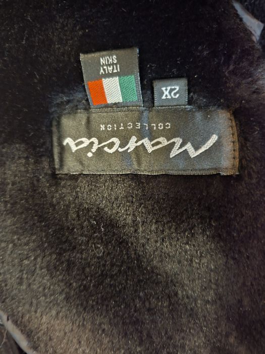 Kożuch damski czarny