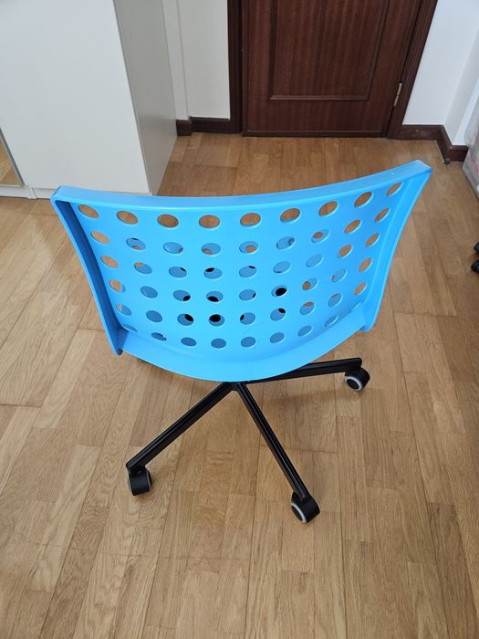 Cadeira giratória IKEA
