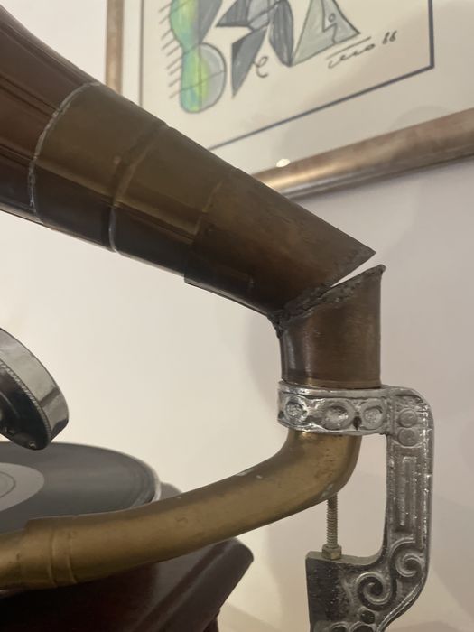 Gramofone a precisar de soldar