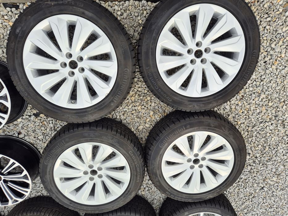 kola zimowe jaguar e-pace 19 5x108 et40 235/55/19 volvo xc60 jak nowe