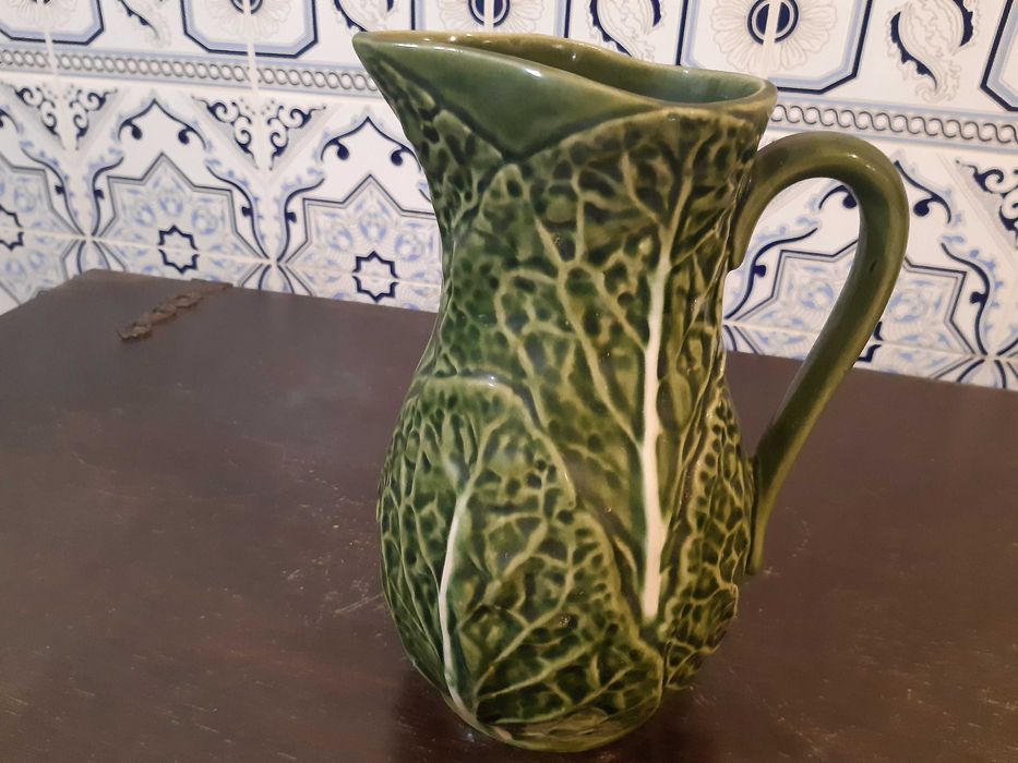 6 taças +prato+ jarro, porcelana caldas, excelente estado