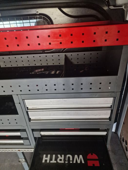 Prateleira para carrinha