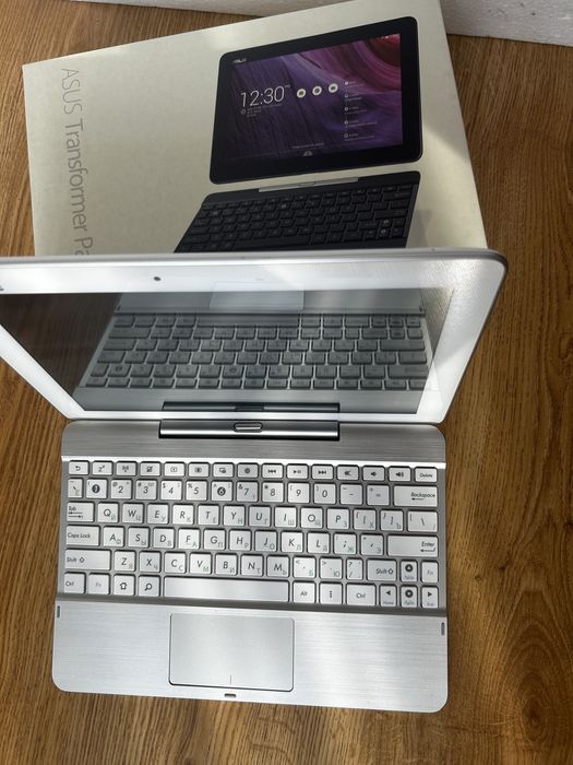 Планшет Pad Asus TF103C Doc White білий