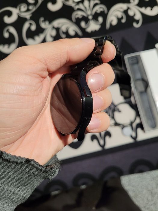 Samsung Galaxy Watch 5 44mm + acessórios extra