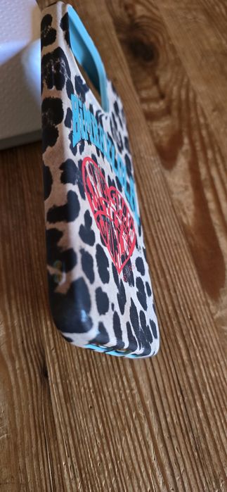 Capa para IPhone 15 Pro Max Bimba Lola