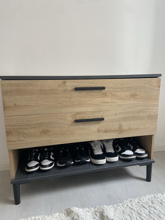 Mesas de cabeceira + cômoda Negociável