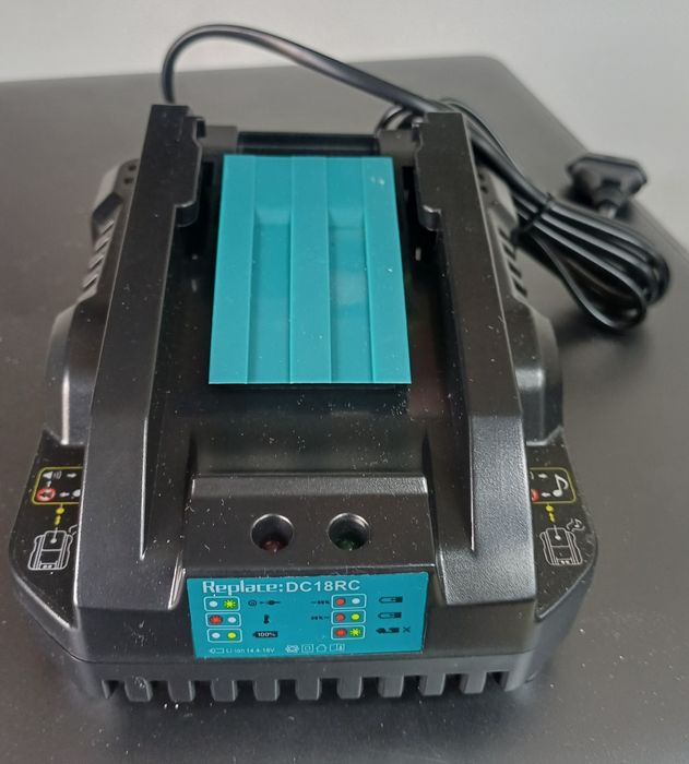 Оригінальна швидка зарядна станція зарядка Makita