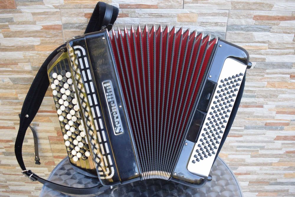 Acordeao Serenellini 3 voz Afinado N 99