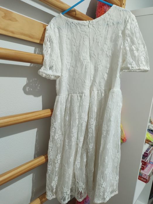 Sukienka dla dziewczynki Reserved rozm 134