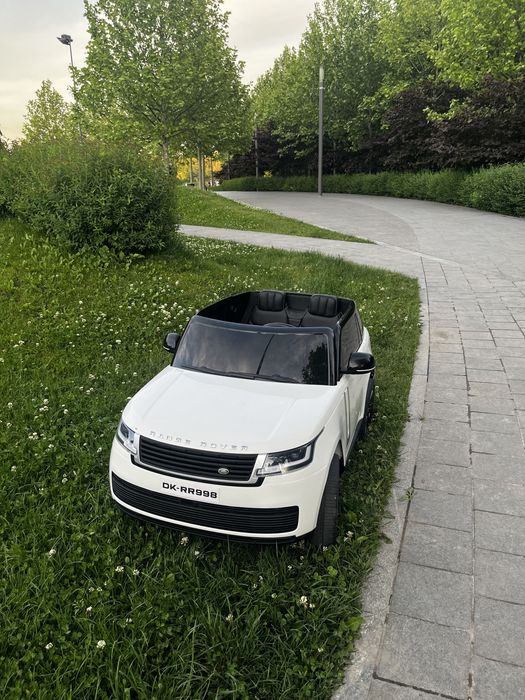 Дитячій електромобіль