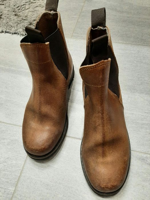 Botas  unisexo de  couro n. 36
