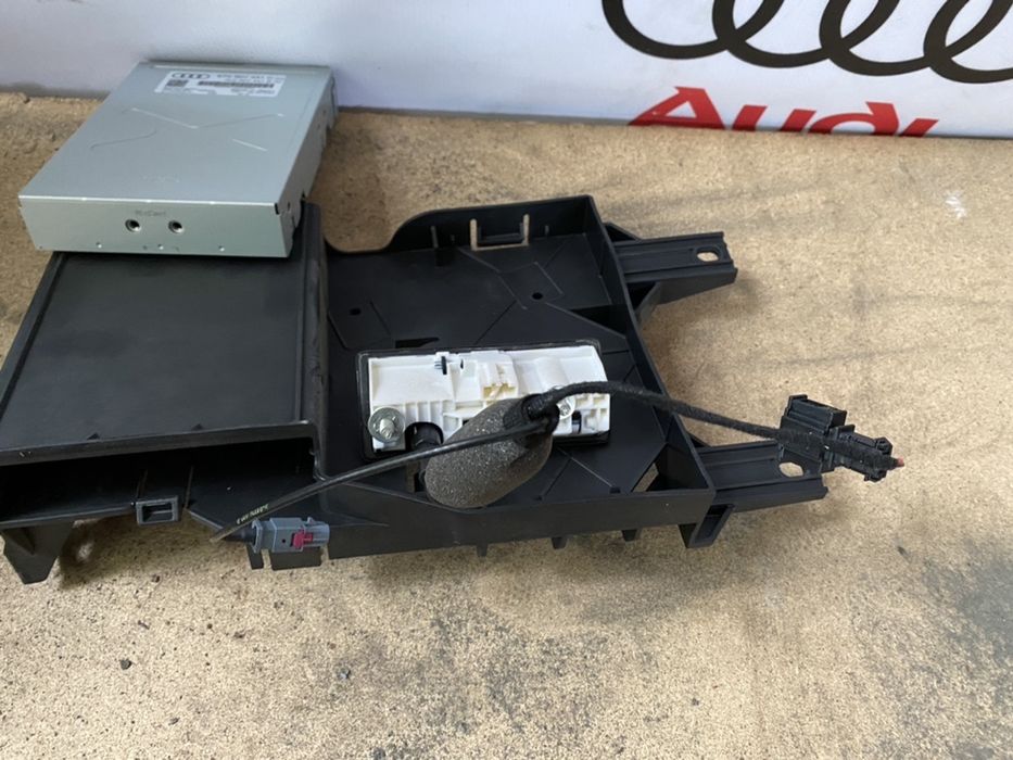 Камера блок камери ручка Audi A4 B8 \ A5 \ Q5