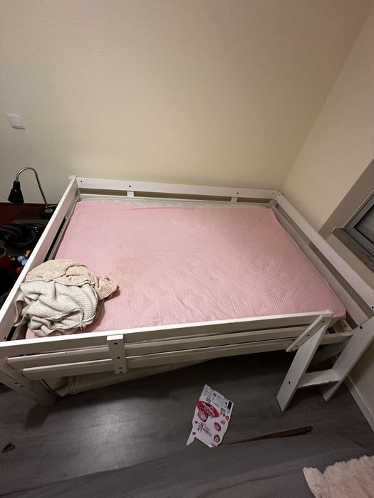 Cama infantil com colchao