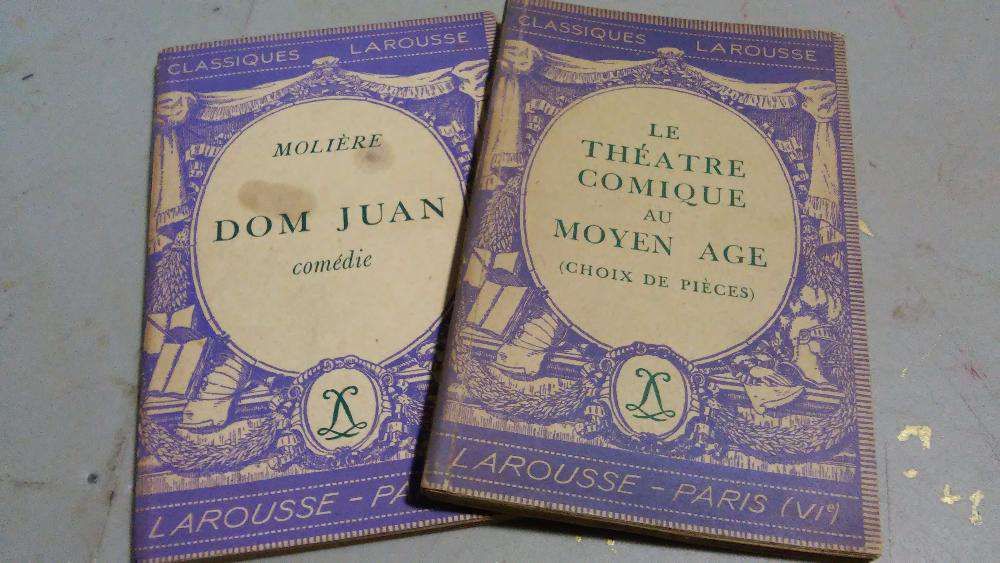 Livros antigos antigos