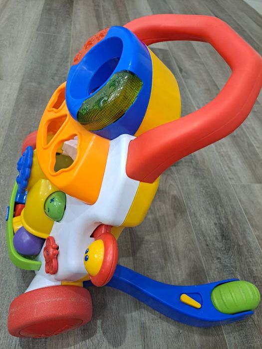 Толокар Чико  Chicco в отличном состоянии после 1 ребёнка