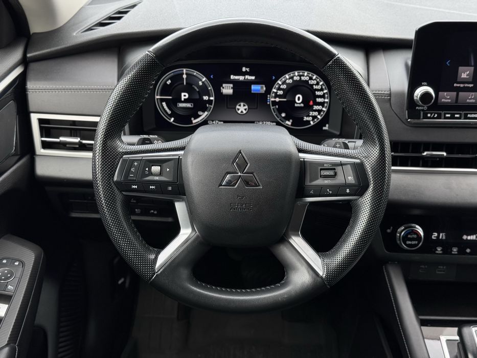 Mitsubishi Outlander EV, 2023 року, 2.4 плагін-гібрид автомат 4wd 34км
