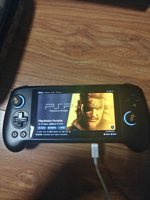 Konsola Anbernic RG556 + karta 128gb + etui jak nowe