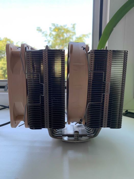 Куллер башта Noctua NH-D14